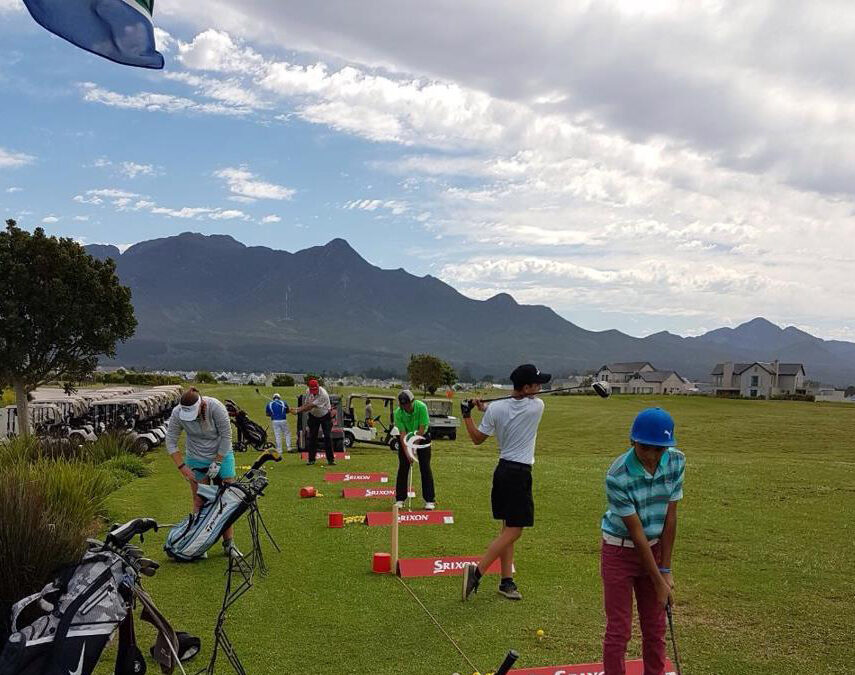 Students Tee Off in Kingswood Club Champ’s