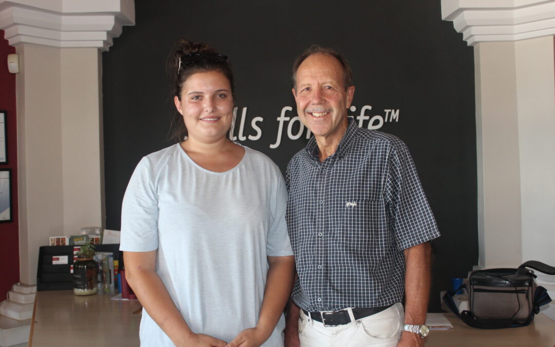Former Student Sarah Mae Swanepoel Greets Staff Members