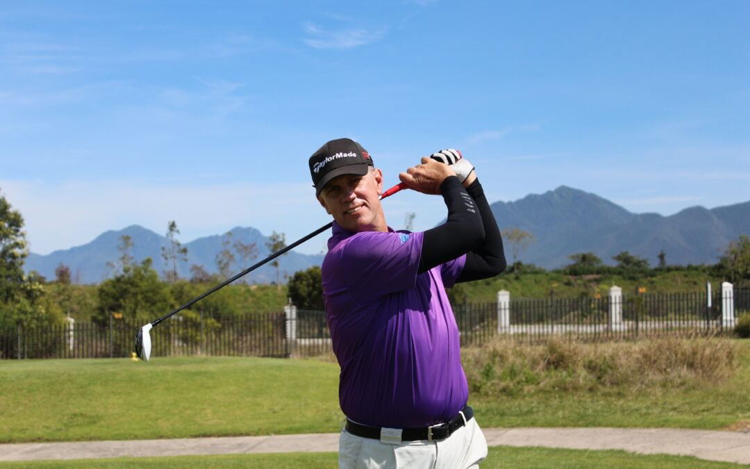 Head Golf Coach Roger Wessels shoots 10 under par 62